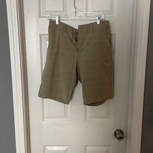 Hang Ten khaki golf shorts, size 32